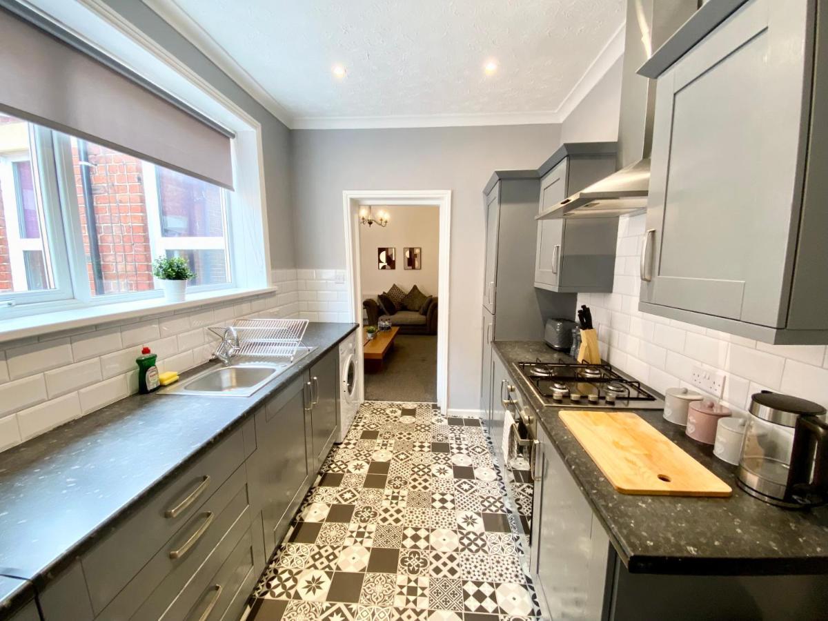 3 Queen Alexandra Road North Shields Exterior photo